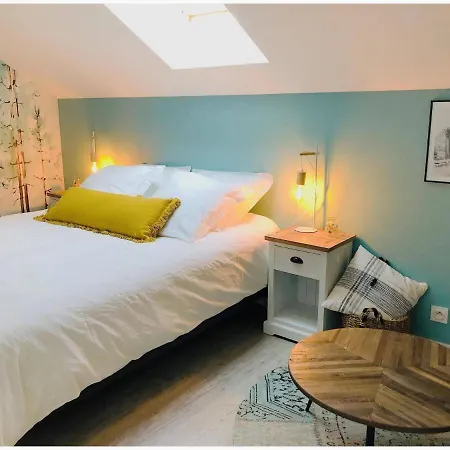 Au Clair Des Landes Guest house Castets