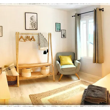 Bed & Breakfast Au Clair Des Landes