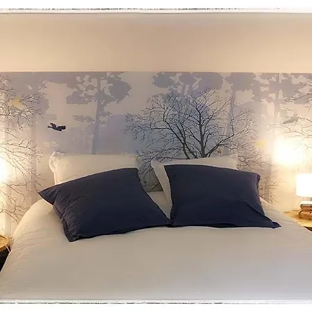 Au Clair Des Landes Bed & Breakfast Castets