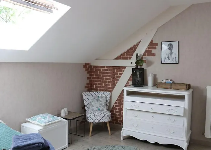 Au Clair Des Landes Кастет