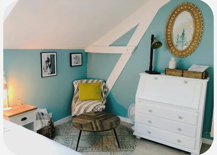 Au Clair Des Landes 카스테츠